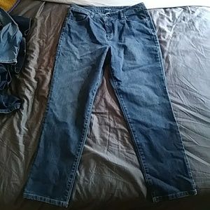 Style&co ex boyfriend curvy ankle jeans